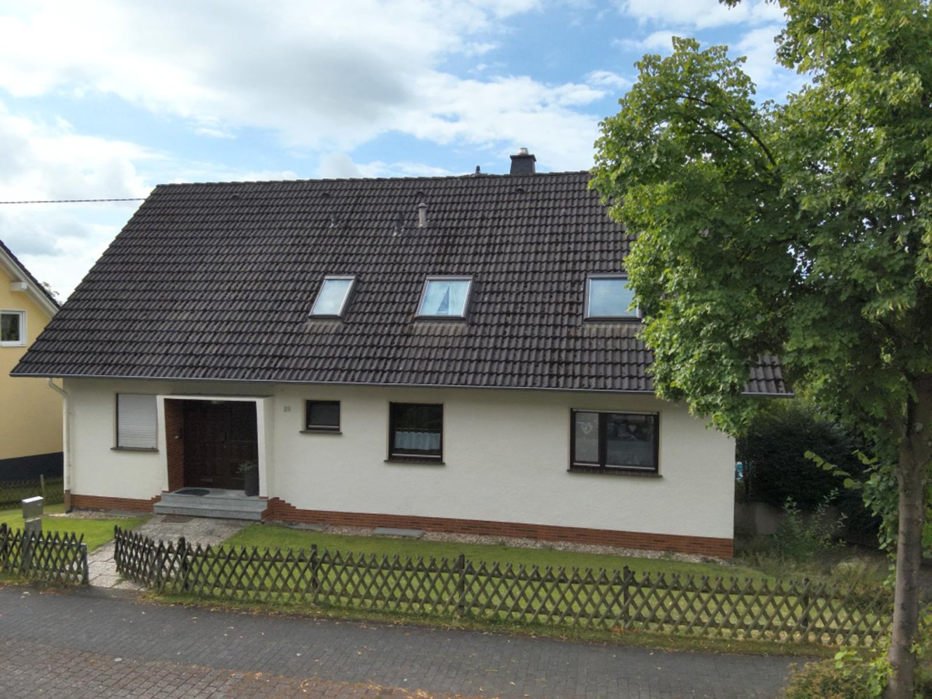 6-salle Maison de ville à Altenkirchen, Germany No. 265298