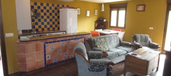 6 bedrooms House in Salamanca, Spain No. 100682 2