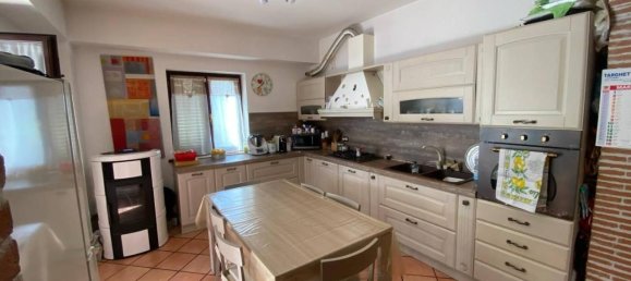 7 rooms Apartment in Minturno, Italy No. 65057 2