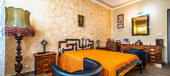 3 Schlafzimmer Wohnung in Collegno, Italy, Nr. 313304 20