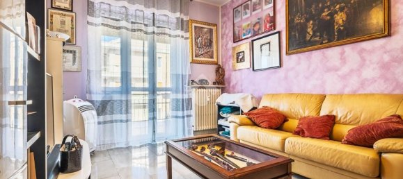 3 Schlafzimmer Wohnung in Collegno, Italy, Nr. 313304 12