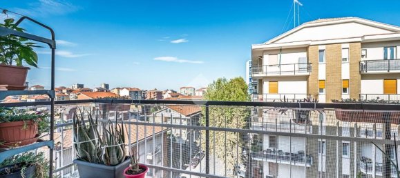 3 Schlafzimmer Wohnung in Collegno, Italy, Nr. 313304 15