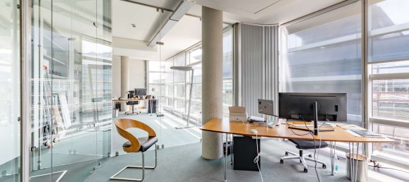 432m² Office in Altona, Germany No. 356790 8