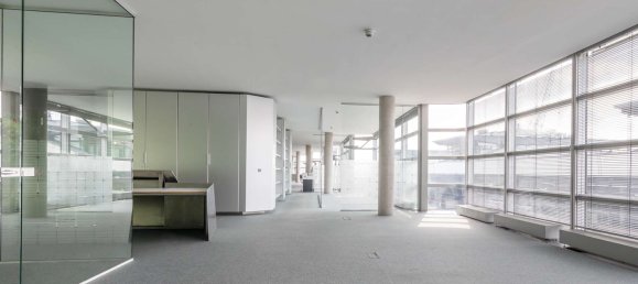 432m² Office in Altona, Germany No. 356790 9