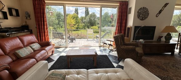 Casa de 7 dormitorios en Saint-Jean-d'Angely, France No. 277518 4