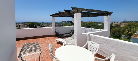 2 bedrooms Penthouse in Estepona, Spain No. 147568 2
