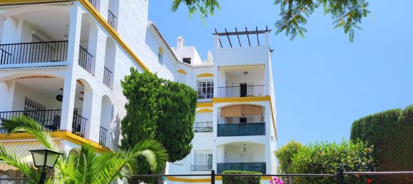 2 bedrooms Penthouse in Estepona, Spain No. 147568 4