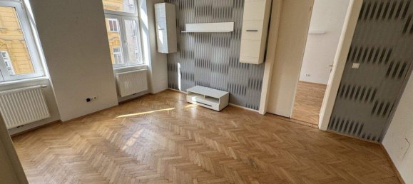 3 rooms Apartment in Hernals, Austria No. 136879 5