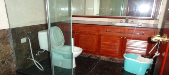 2 bedrooms Apartment in Hai Ba Trung, Vietnam No. 6758 9