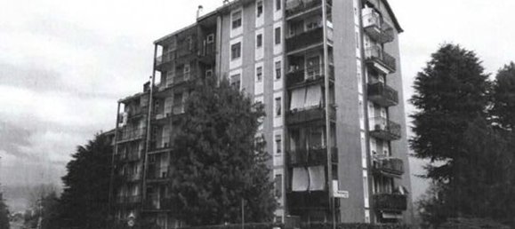 3 rooms Apartment in Limbiate, Italy No. 75831 12