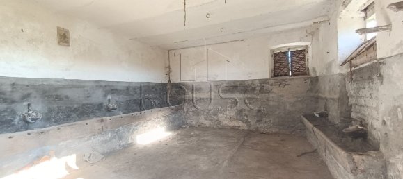 6 bedrooms House in Città di Castello, Italy No. 360130 4