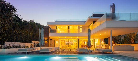 Villa de 5 dormitorios en Marbella, Spain No. 72736 10
