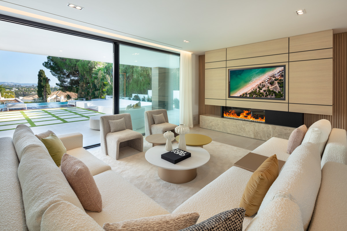 Villa de 5 dormitorios en Marbella, Spain No. 72736