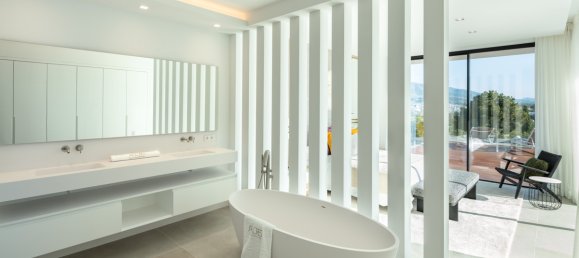 Villa de 5 dormitorios en Marbella, Spain No. 72736 32