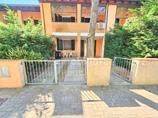 2 bedrooms House in Comacchio, Italy No. 341078