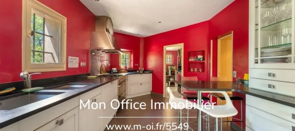 8 bedrooms Castles in Aix-en-Provence, France No. 342559 18