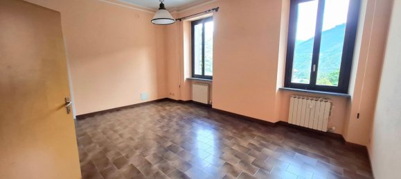3 rooms Apartment in Chatillon, Italy No. 273833 6