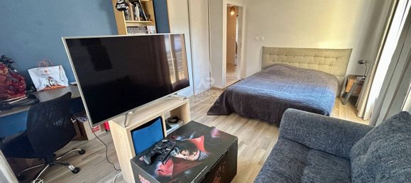 5 bedrooms House in Poissy, France No. 163592 11