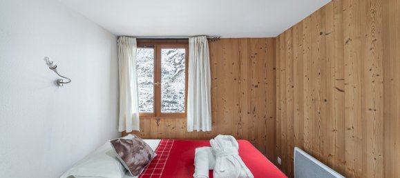 Apartamento de 6 dormitorios en Les Belleville, France No. 468 8