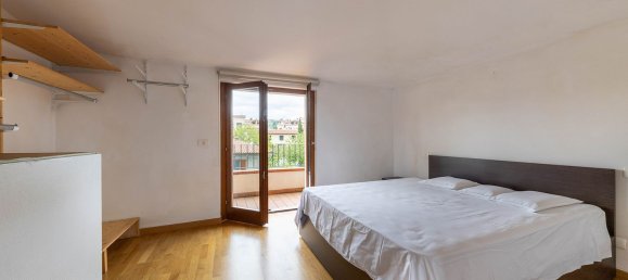 Casa de 6 divisões em Arezzo, Italy N.º 132719 5