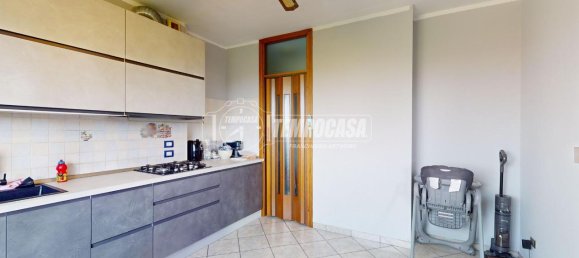 5-salle Appartement à Settimo Torinese, Italy No. 126008 7