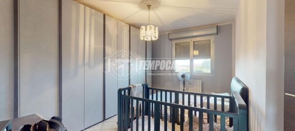 5-salle Appartement à Settimo Torinese, Italy No. 126008 12