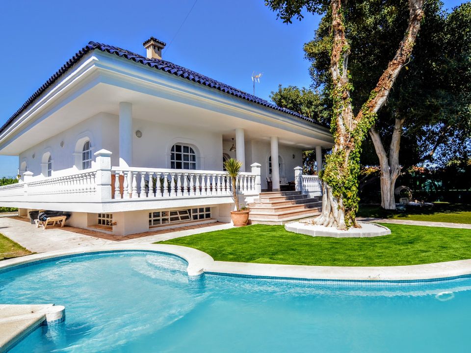 4 غرف نوم فيلا في Torrevieja, Spain رقم 222265