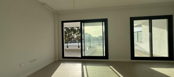 3 bedrooms Apartment in Estepona, Spain No. 186600 7