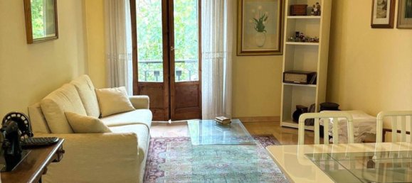 3 rooms Apartment in Milan, Italy No. 314185 3