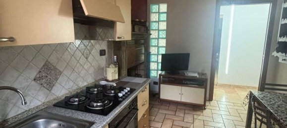 3 rooms Apartment in Milan, Italy No. 314185 7