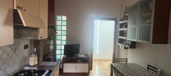 3 rooms Apartment in Milan, Italy No. 314185 8