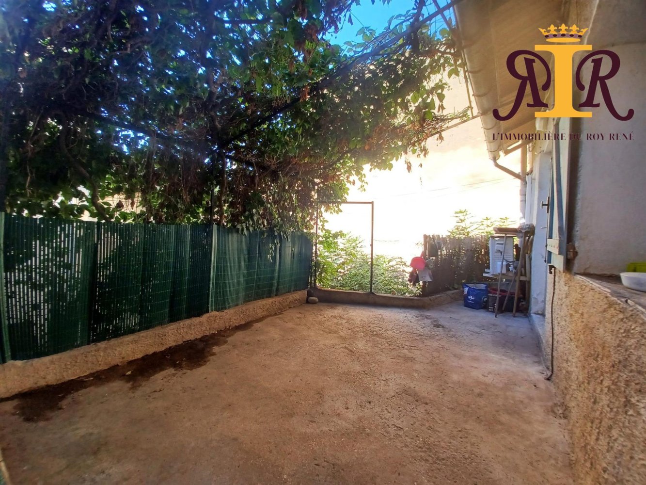 3 chambres Maison de ville à Eyguières, France No. 353199