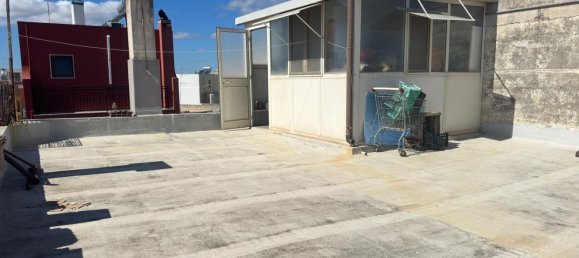 6 rooms Apartment in San Vito dei Normanni, Italy No. 251397 5