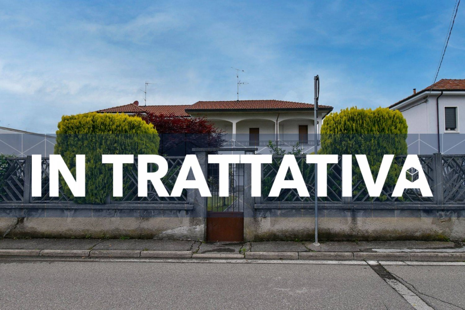 Villa de 5 divisões em Dairago, Italy N.º 27143