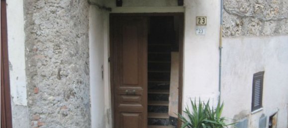 4 bedrooms Villa in Sgurgola, Italy No. 327823 3