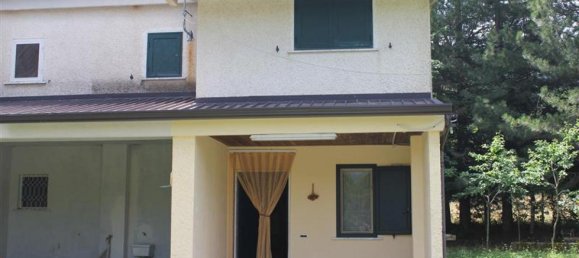 3 bedrooms House in Cosenza, Italy No. 53 2