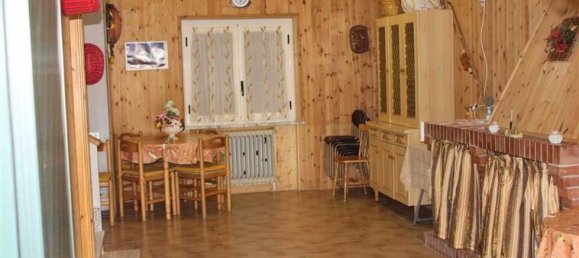 3 bedrooms House in Cosenza, Italy No. 53 7