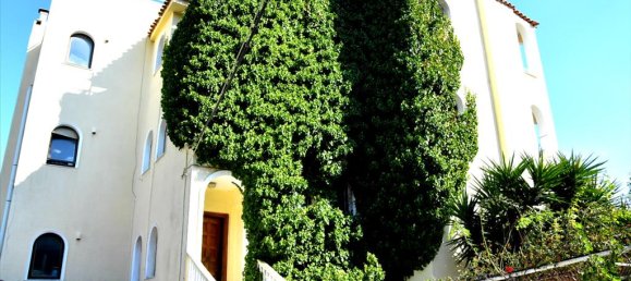 Недвижимость 530м² в Марафон, Греция № 6533 3