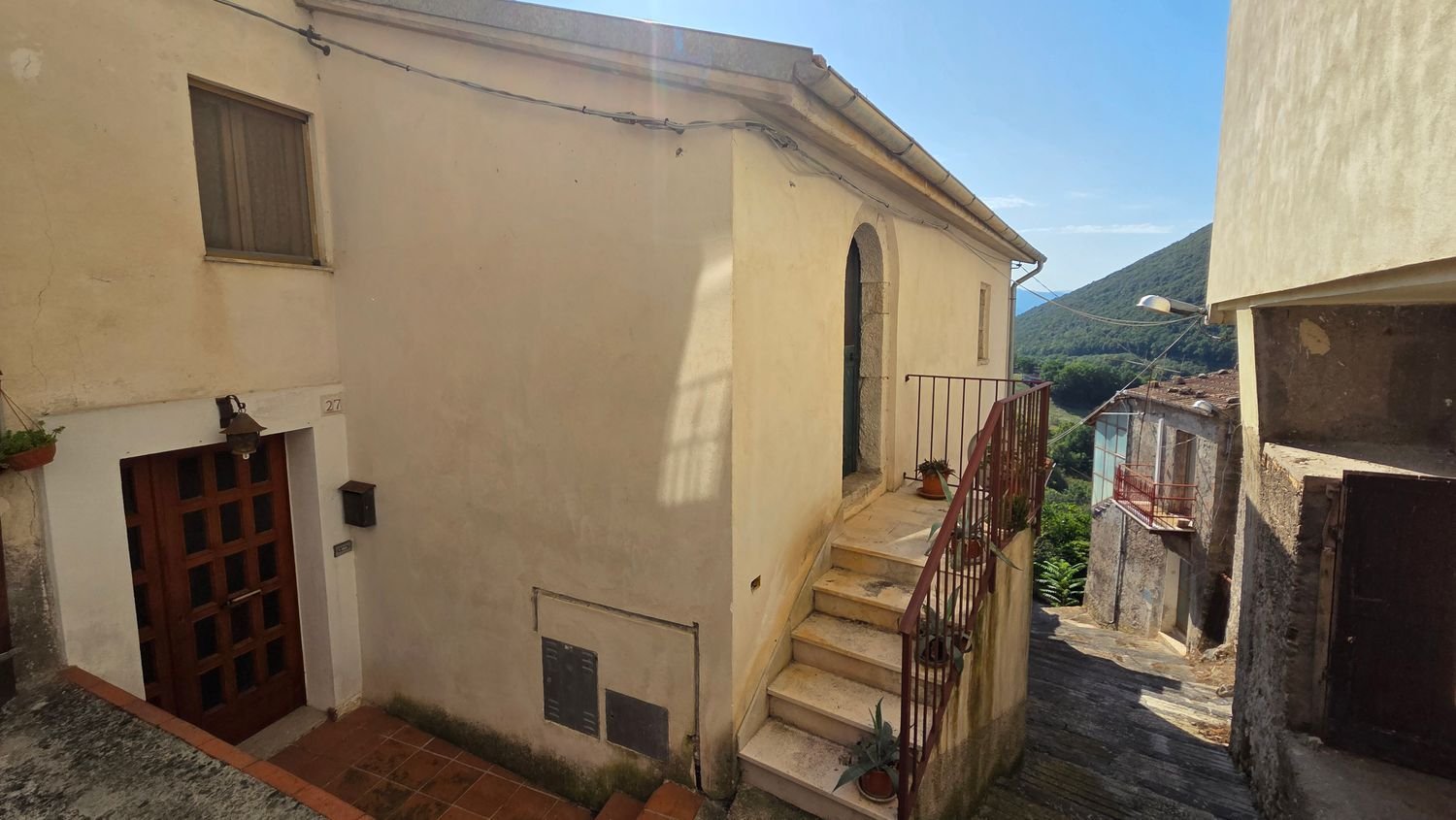 Квартира с 5 спальнями в Колли а Вольтурно, Италия № 330509