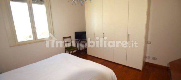 Apartamento de 2 dormitorios en Livorno, Italy No. 223708 11