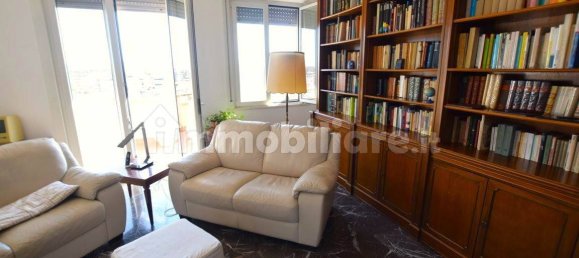 Apartamento de 2 dormitorios en Livorno, Italy No. 223708 5