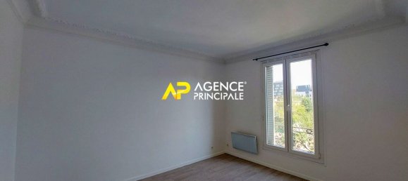 Apartamento de 1 dormitorio en Bezons, France No. 173747 11