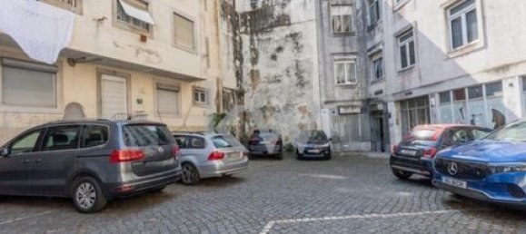 92m² Commercial property in Sintra, Portugal No. 147730 12