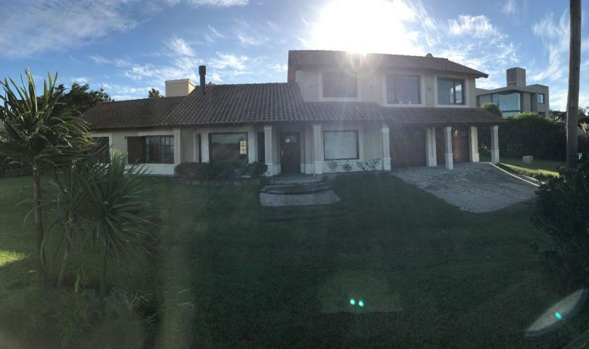 5 غرف نوم منزل في Mar del Plata, Argentina رقم 80632