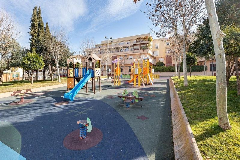 Пентхаус с 2 спальнями в Гранада, Испания № 221900