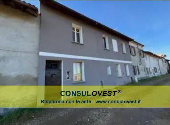 2 bedrooms Apartment in Langosco, Italy No. 185273