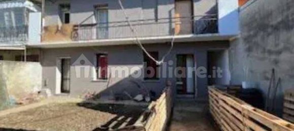 2 bedrooms Apartment in Langosco, Italy No. 185273 2
