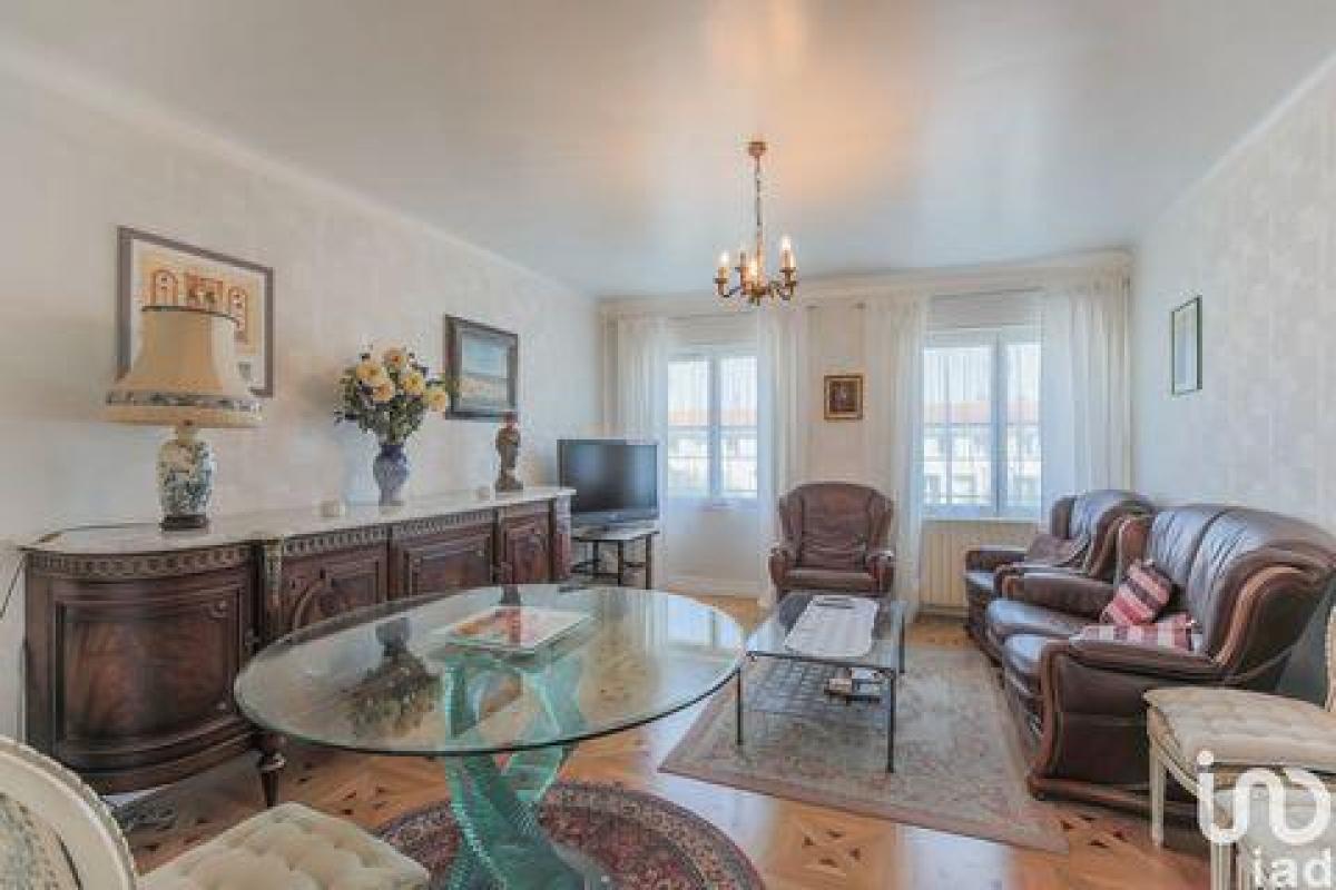 Condominio de 3 dormitorios en Royan, France No. 35055