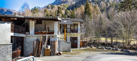 Studio in Antey Saint Andre, Italy, Nr. 139999 3