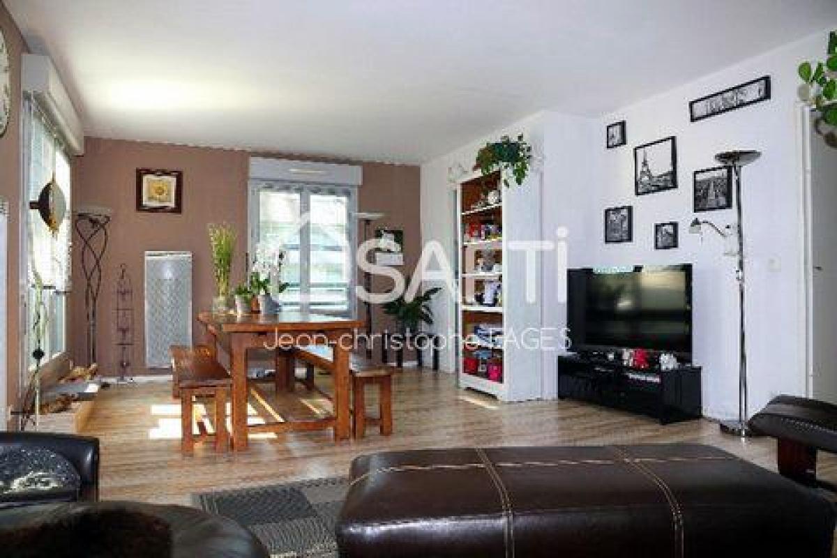 3 غرف نوم شقة في Mantes-la-Jolie, France رقم 33276